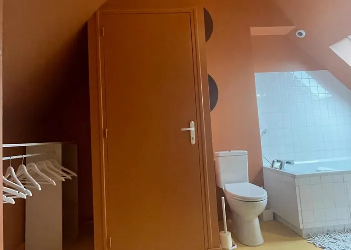 La Lisiere Du Bois *