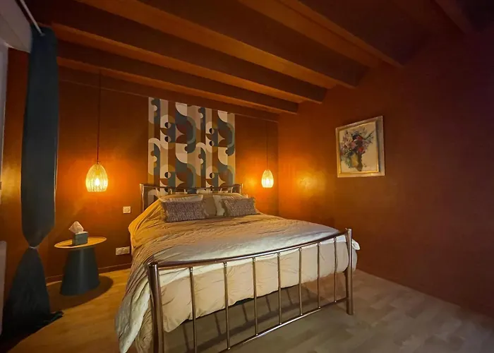 La Lisiere Du Bois *